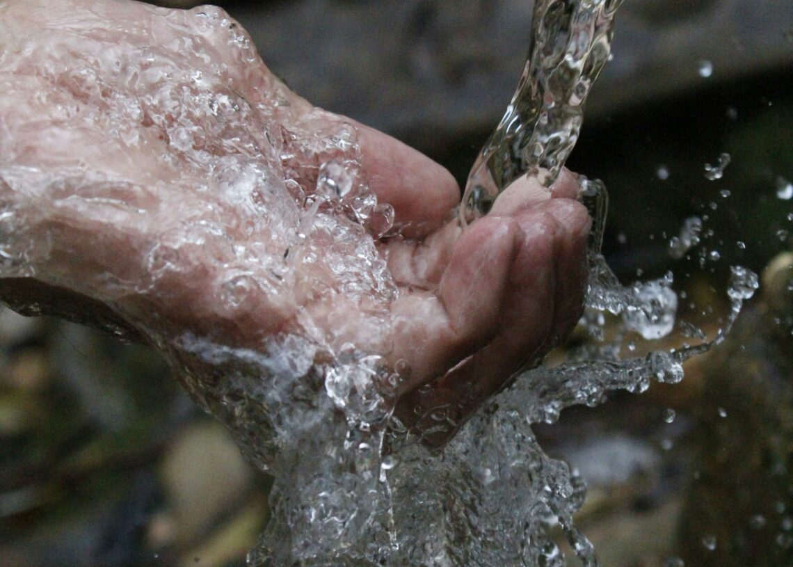The Vital Liquid: Investing in the Future of Water ๐